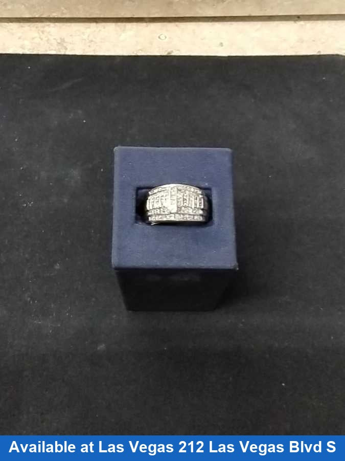 Women's Ring - White Gold 14k (.585) 8.6 grams Size 13.5