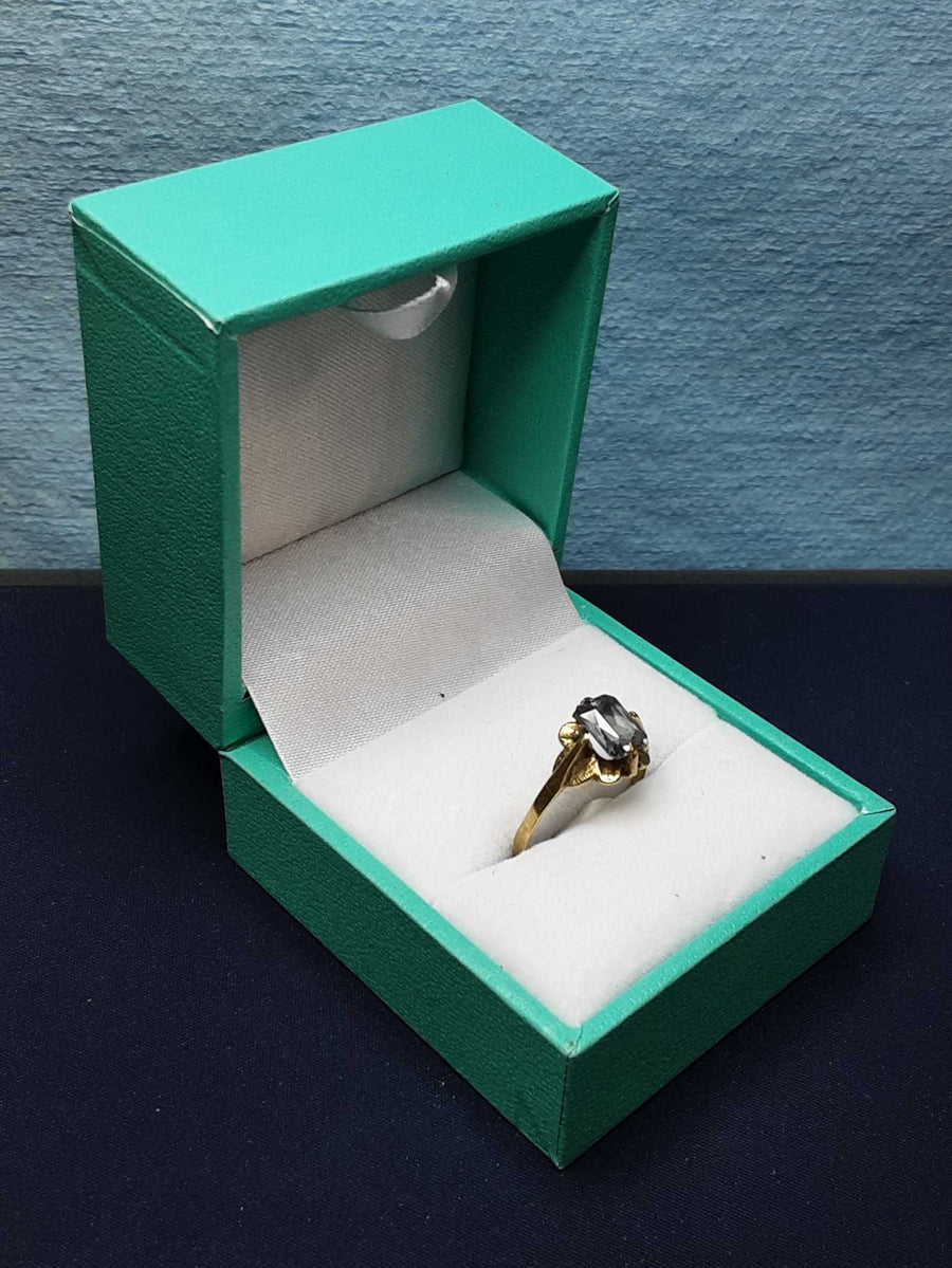 Women's Ring - Yellow Gold 14k (.585) 1.5 grams Size 6.5