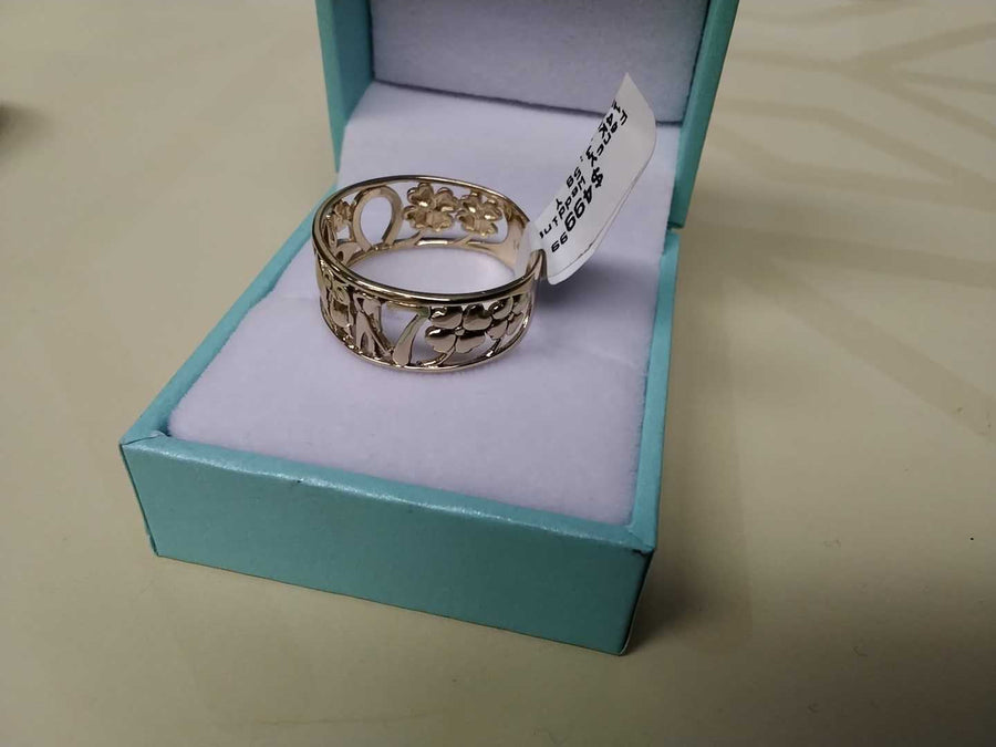 Ring - Wedding Band - Yellow Gold 14k (.585) 3.5 grams Size 10