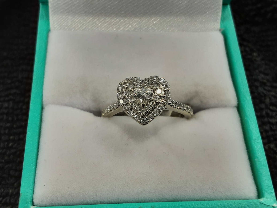 Women's Ring - White Gold 10k (.417) 2.6 grams Size 4.5