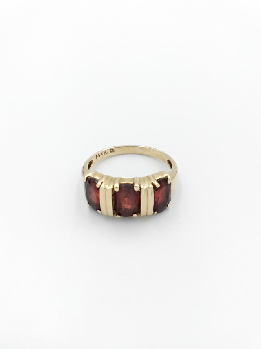 Women's Ring - Yellow Gold 14k (.585) 3 grams Size 6.5