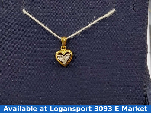 Diamond Pendant - Yellow Gold 18k (.750) 1.6 grams