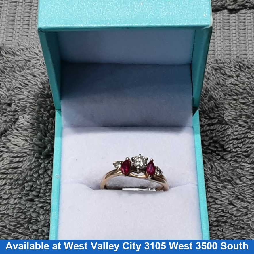 Women's Ring - Yellow Gold 14k (.585) 3.4 grams Size 8