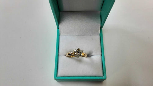 Women's Ring - Yellow Gold 14k (.585) 3.9 grams Size 7.5