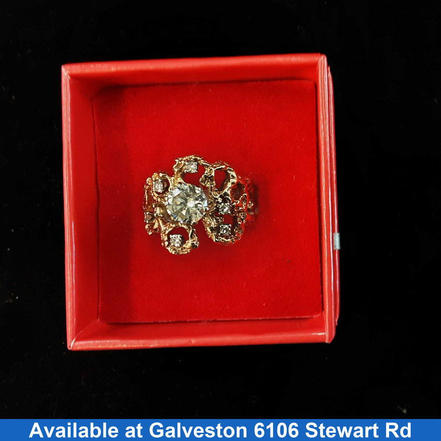 Women's Ring - Yellow Gold 14k (.585) 8.2 grams Size 7