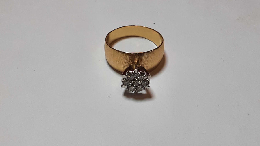 Women's Ring - Yellow Gold 14k (.585) 6.2 grams Size 9.5