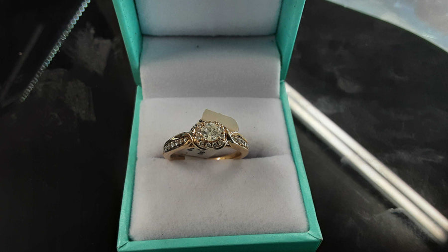Women's Ring - Rose Gold 14k (.585) 4 grams Size 6.5