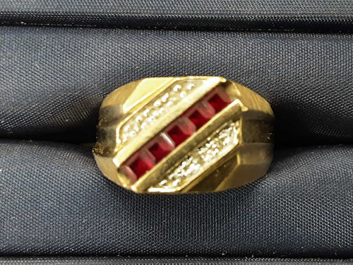 Men's Ring - Yellow Gold 10k (.417) 7 grams Size 10