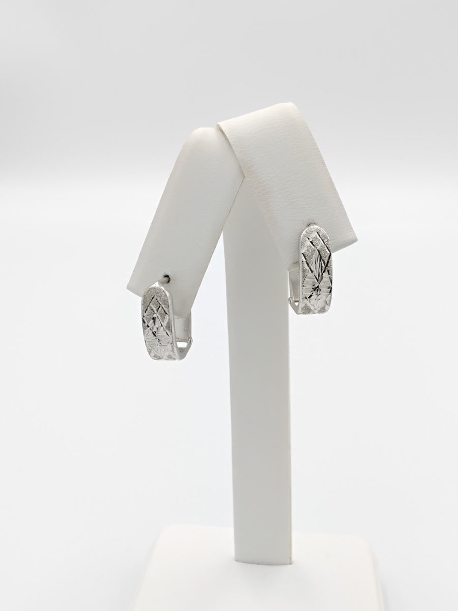 Shrimp Earrings - White Gold 14k (.585) 1.7 grams