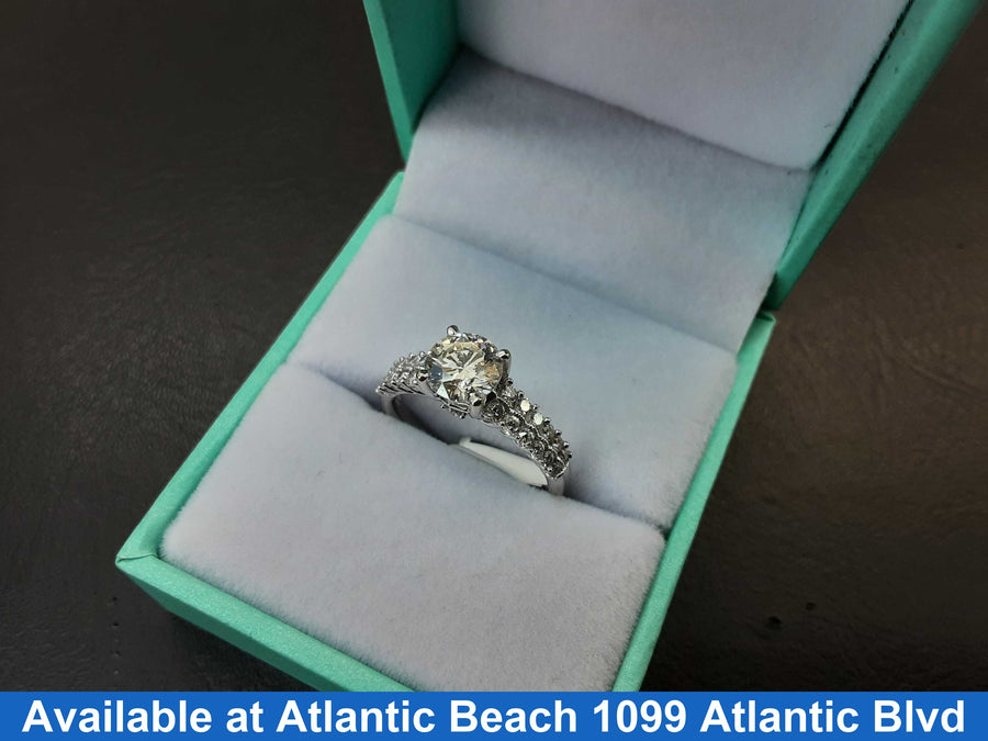 Ring - Wedding Set - White Gold 18k (.750) 3.6 grams Size 6