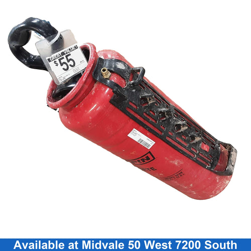 Chapin 1949 3.5 Gal Red Misc. Concrete & Masonry Tool