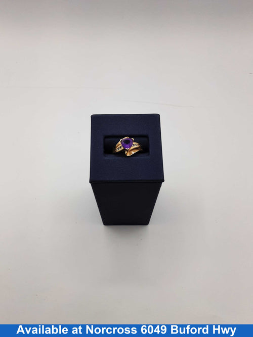 Women's Ring - 10kt Cluster Ring