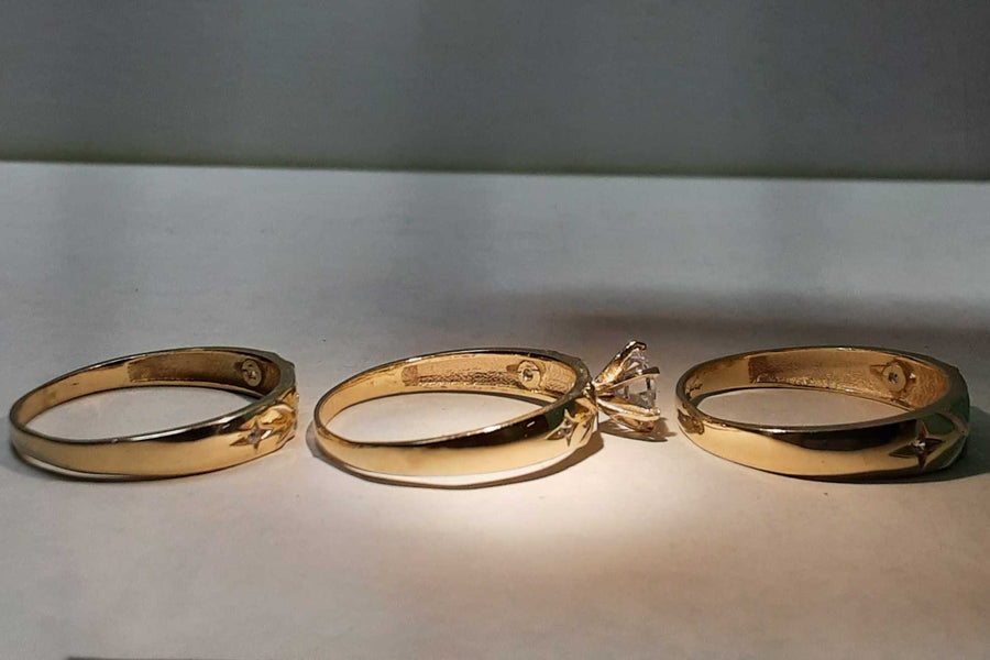 Ring - Wedding Set - Yellow Gold 10k (.417) 8.2 grams Size 12.5