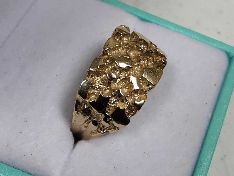 Men's Ring - Yellow Gold 10k (.417) 4.1 grams Size 10.5