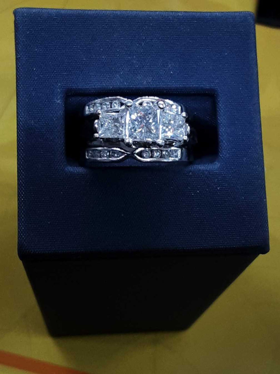 Ring - Wedding Set - Platinum 12.8 grams Size 6