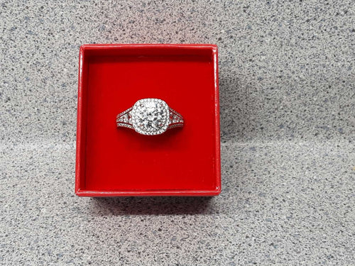Women's Ring - Silver 5.6 Grams Size 10