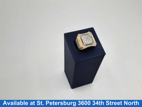 Men's Ring - Yellow Gold 10k (.417) 8 grams Size 10.5