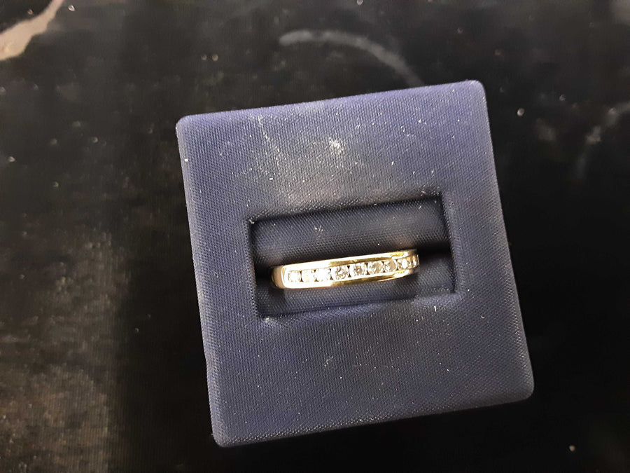 Women's Ring - Anniversary - Yellow Gold 10k (.417) 2.5 grams Size 5.5