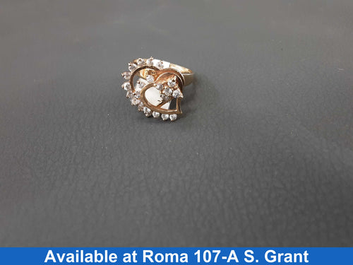 Women's Ring - Yellow Gold 10k (.417) 4.4 grams Size 9