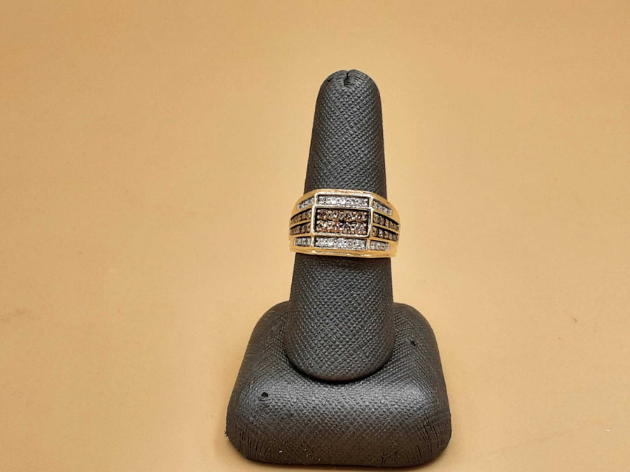 Men's Ring - Yellow Gold 10k (.417) 8 grams Size 8