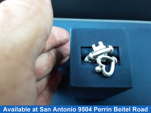 Women's Ring - Silver 6.7 grams Size 20