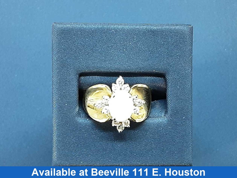 Women's Ring - Yellow Gold 14k (.585) 7.5 grams Size 8