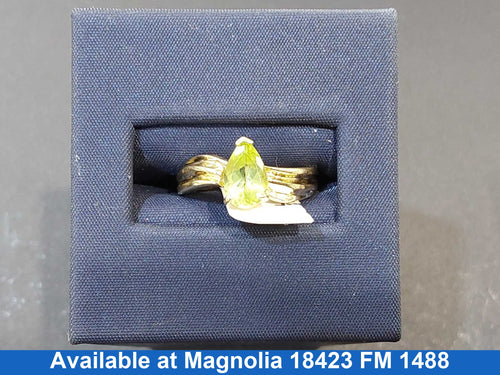 Women's Ring - Solitaire - Yellow Gold 14k (.585) 2.2 grams Size 6