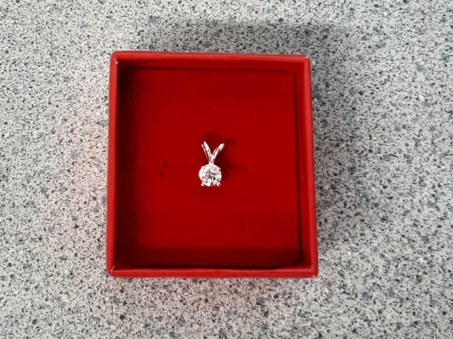 Diamond Pendant - White Gold 14k (.585) 0.7 grams