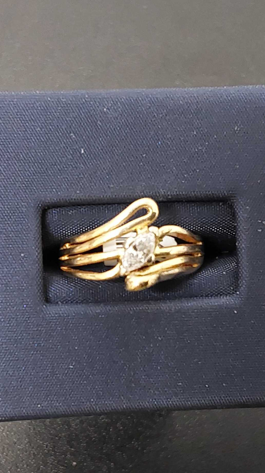 Women's Ring - Yellow Gold 14k (.585) 3.4 grams Size 7