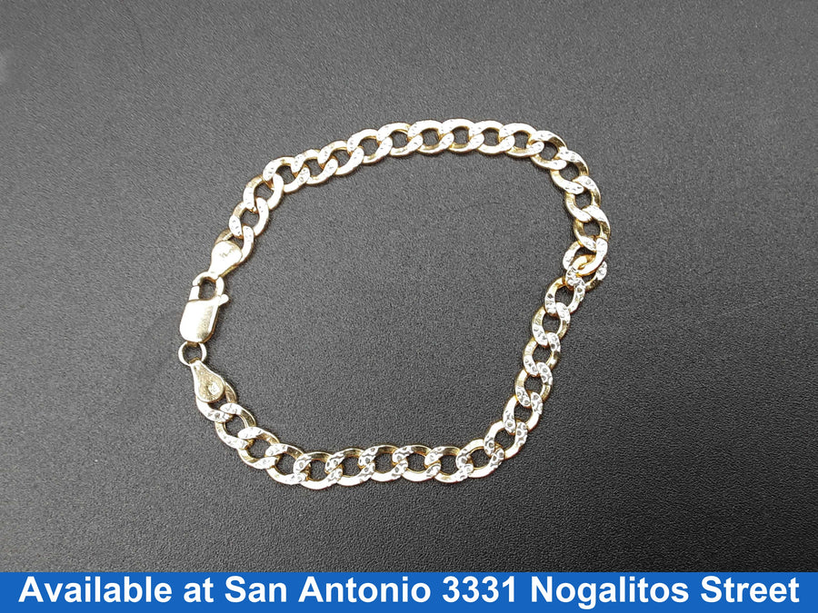 Cuban Link Bracelet - Yellow Gold 10k (.417) 6.4 grams 8 inch
