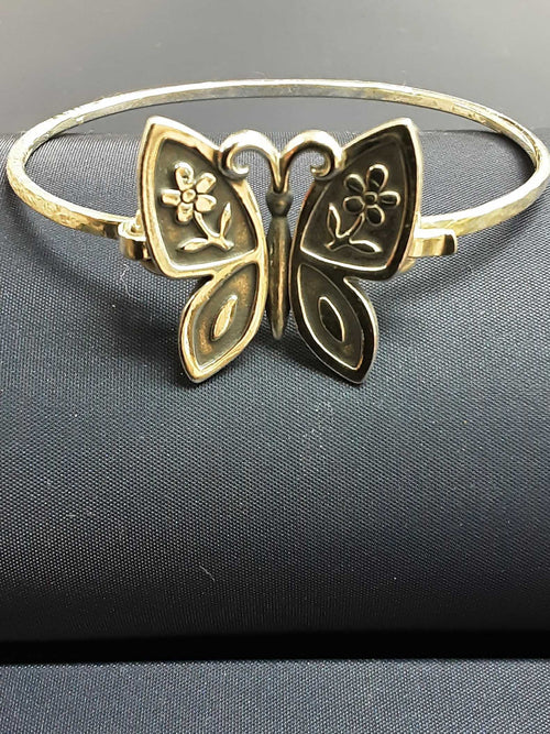 Bangle Bracelet - Silver 13.2 grams 3 inch