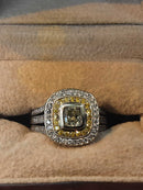 Women's Ring - White Gold 14k (.585) 8.4 grams Size 9