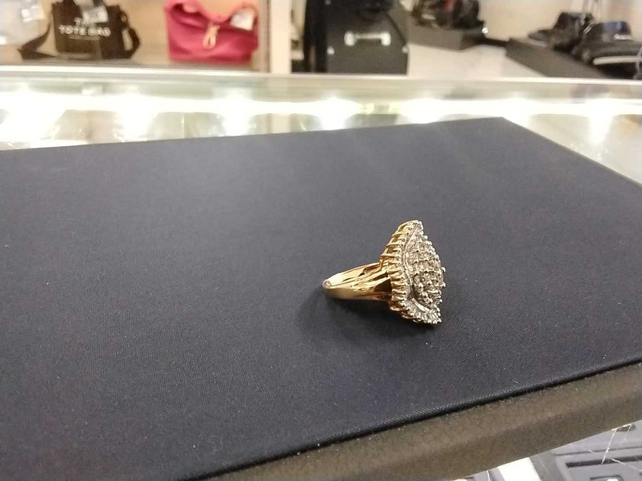 Women's Ring - Yellow Gold 14k (.585) 7.9 grams Size 9