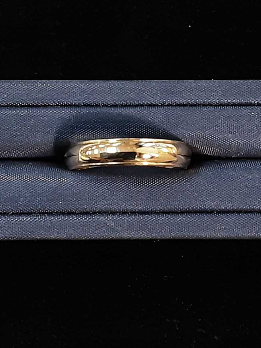 Ring - Wedding Band - Yellow Gold 14k (.585) 3.8 grams Size 20