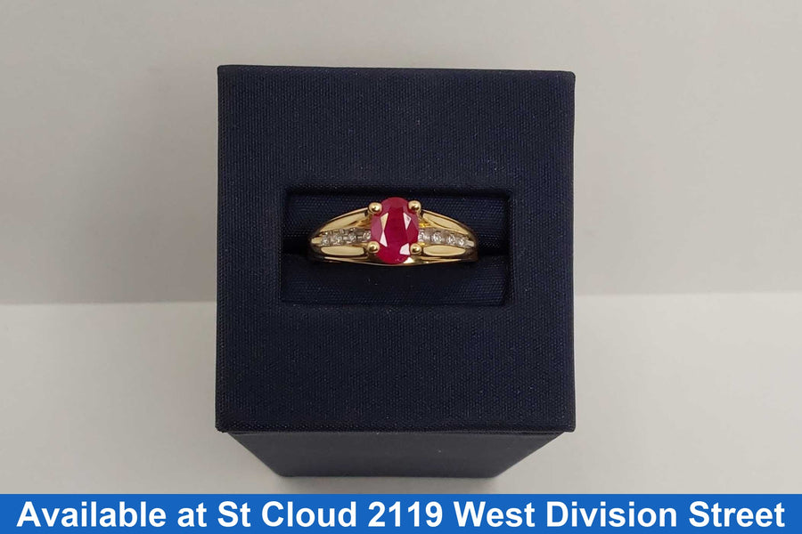 Women's Ring - Yellow Gold 14k (.585) 3.49 grams Size 7.5