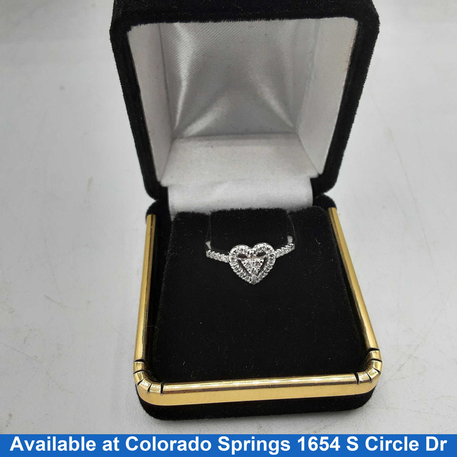 Women's Ring - White Gold 10k (.417) 2.6 grams Size 5.5