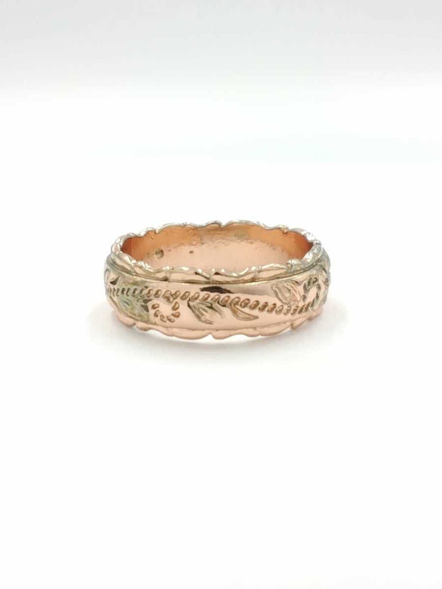 Ring - Wedding Band - Yellow Gold 14k (.585) 4.3 grams Size 7.5