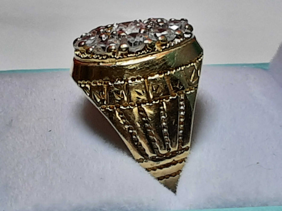 Men's Ring - Yellow Gold 10k (.417) 6.4 grams Size 10