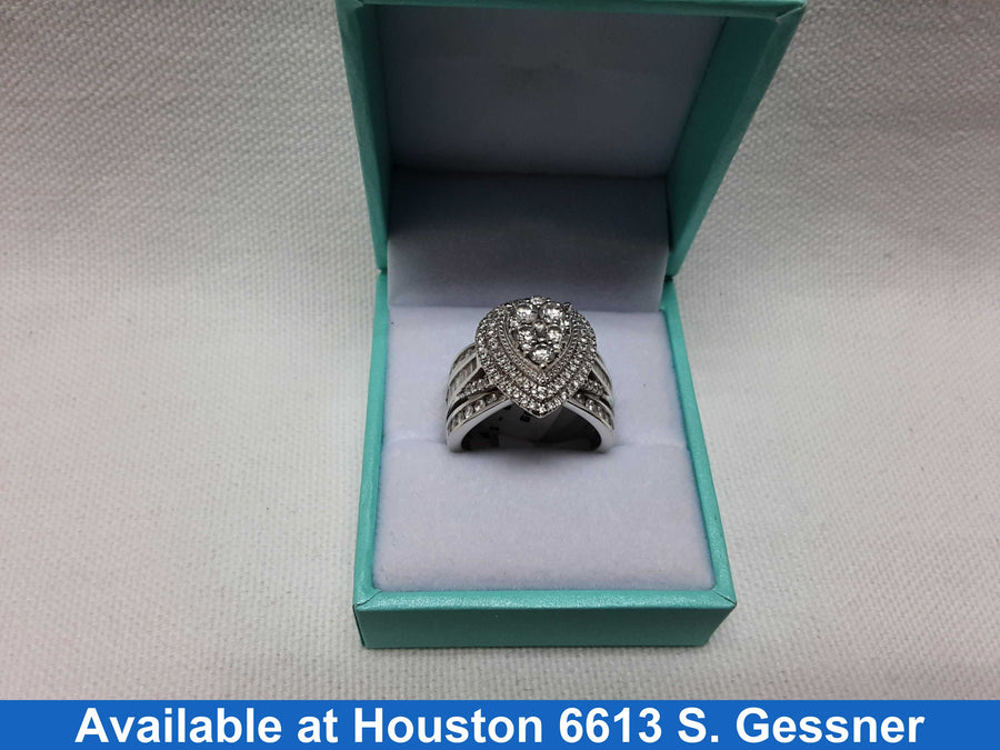 Women's Ring - Solitaire - White Gold 14k (.585) 10.2 grams Size 8