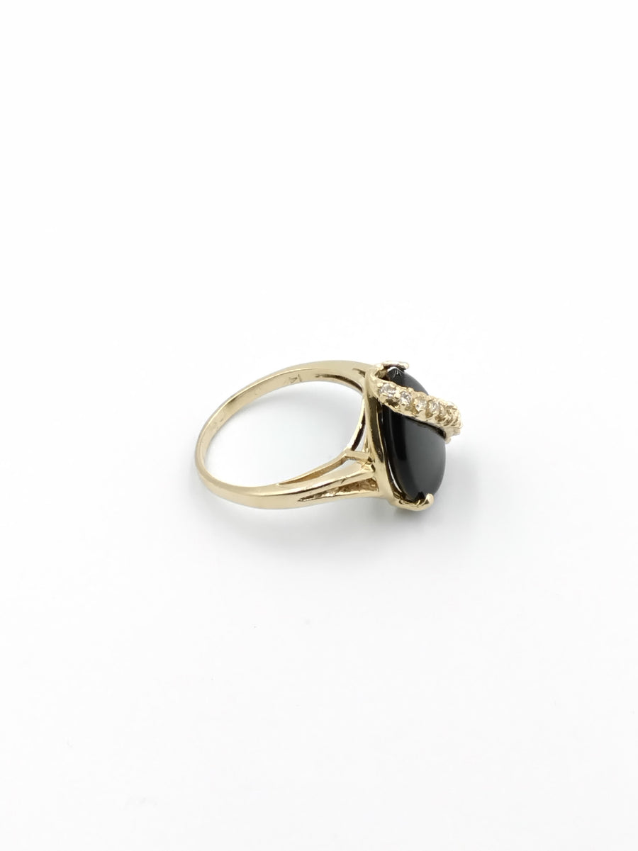 Women's Ring - Yellow Gold 14k (.585) 3.2 grams Size 5.5