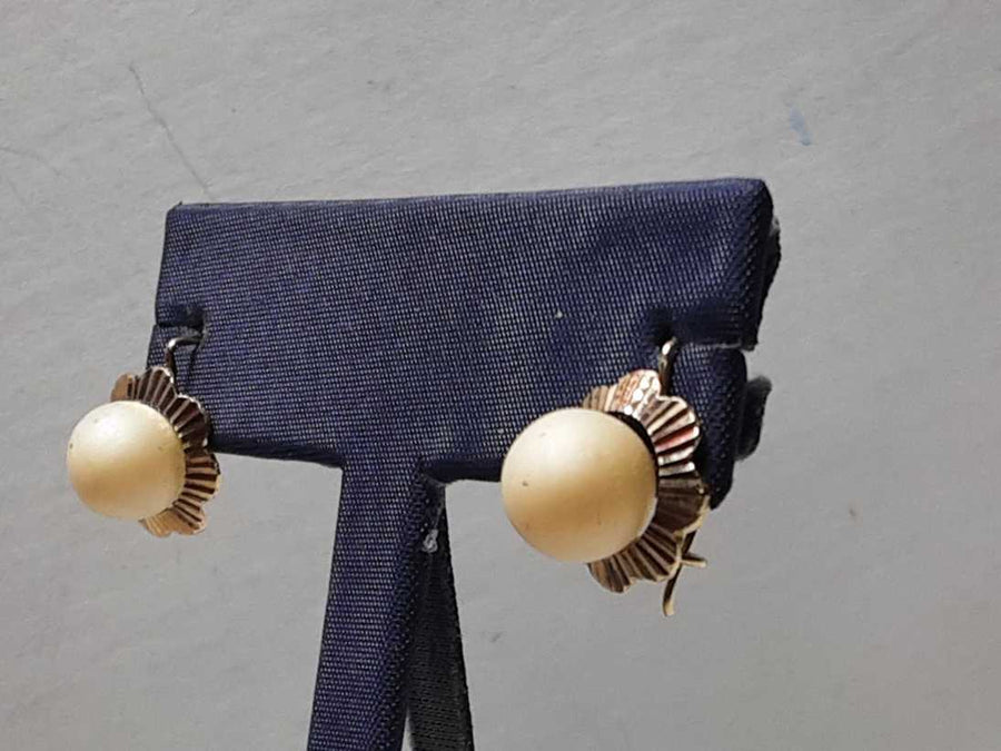 Pearl Earrings - Yellow Gold 10k (.417) 1.5 grams