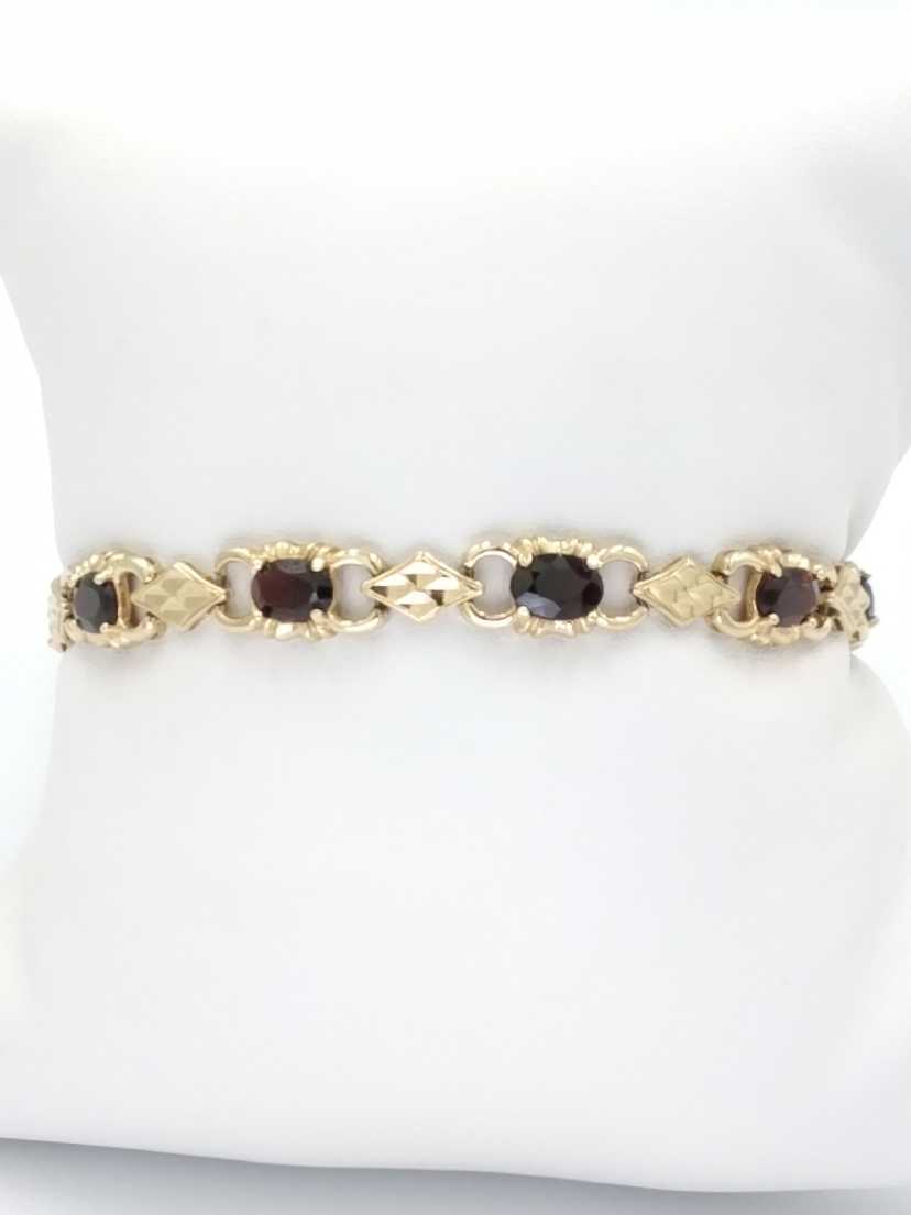 Bracelet - Yellow Gold 10k (.417) 11 grams 8 inch
