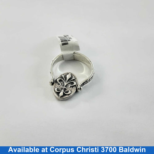 Women's Ring - Silver 6.2 grams Size 7.5