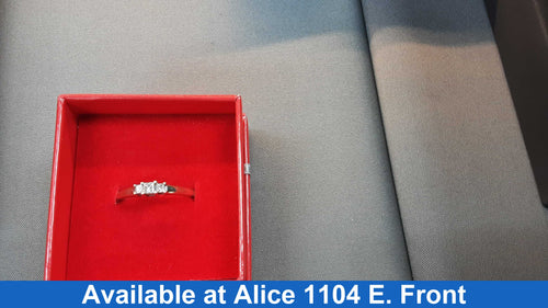 Ring - Engagement Set - Yellow Gold 10k (.417) 2.2 grams Size 7.5
