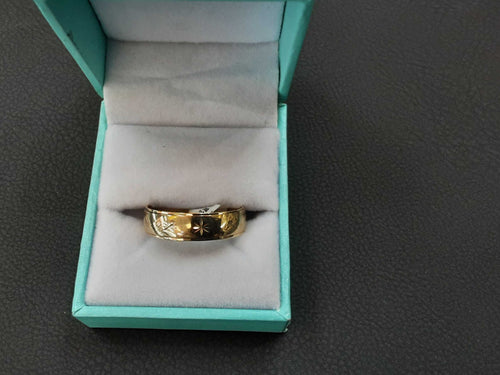 Ring - Wedding Band - Yellow Gold 10k (.417) 2.3 grams Size 8