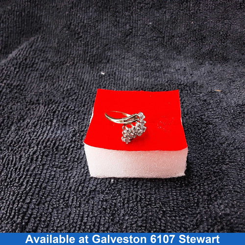 Women's Ring - Yellow Gold 10k (.417) 2.7 grams Size 6.5