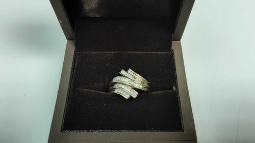 Women's Ring - Anniversary - Yellow Gold 10k (.417) 4.9 grams Size 7.5