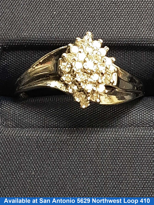 Women's Ring - White Gold 10k (.417) 2.3 grams Size 9.5