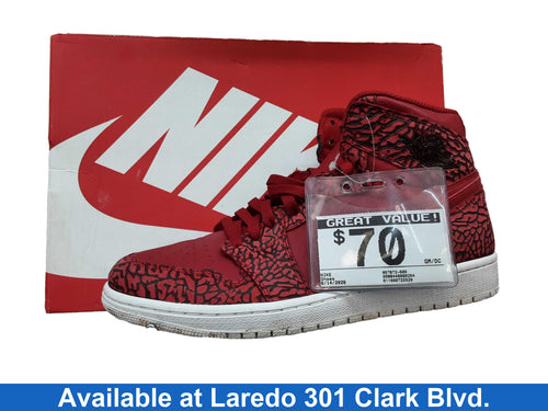 Nike 857872-600 Red