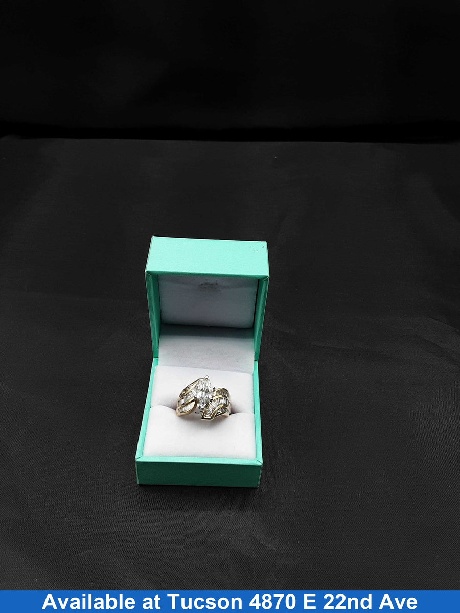 Women's Ring - Yellow Gold 14k (.585) 9.7 grams Size 6.5